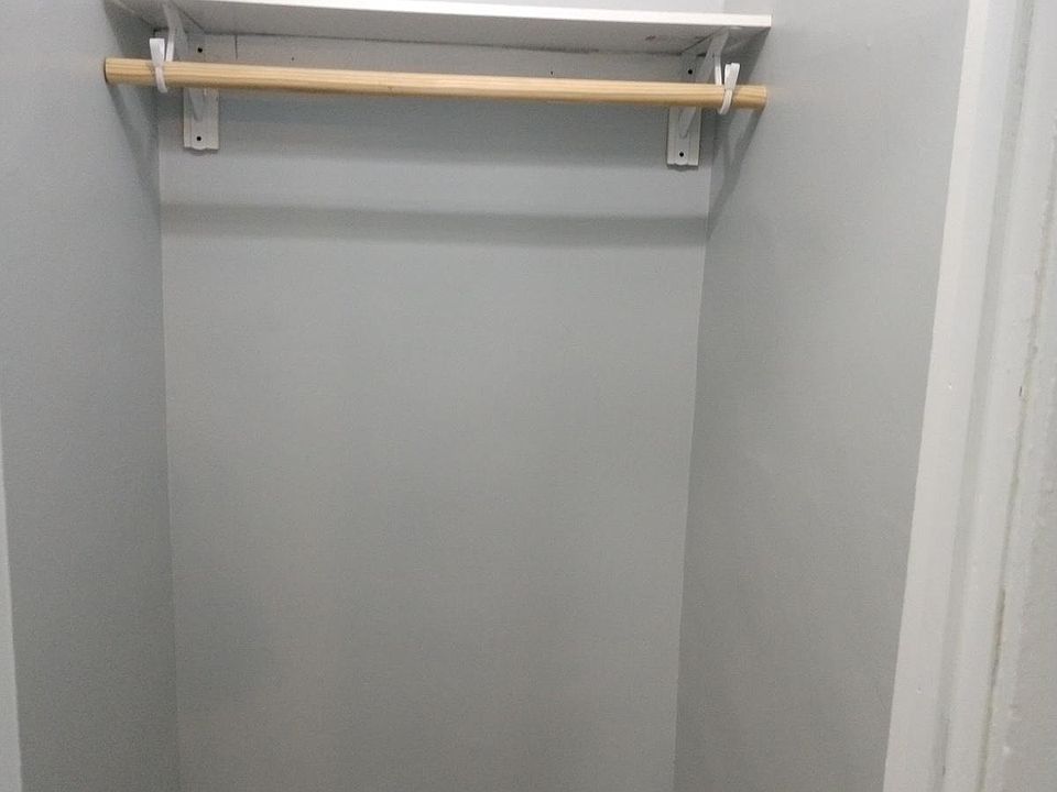 1st image of 4604 N Beacon St APT 1C