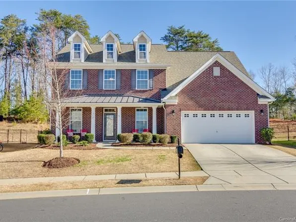 715 Fresia Dr, Tega Cay, SC 29708