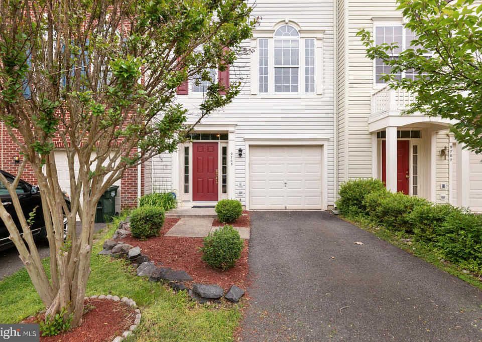 1st image of 9705 Kennoway Ct