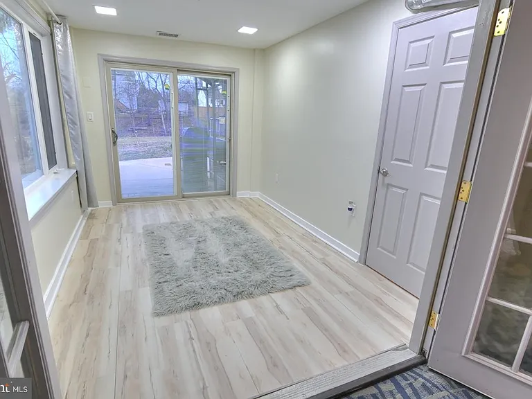 4304 Silas Hutchinson Dr — Photo 33