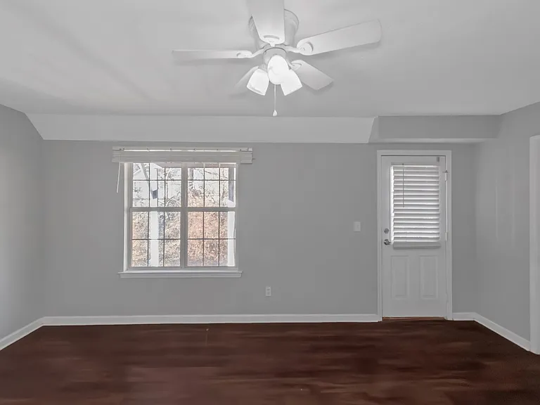 401 Edgewood Dr — Photo 29