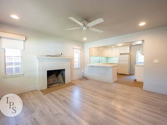 4th image of 534 W Hedges Ave #536