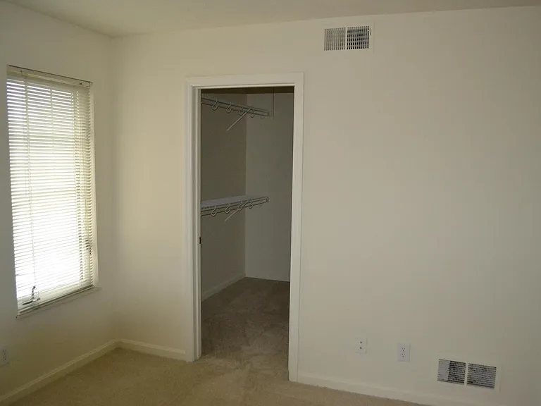 10555 Montgomery Rd #72 — Photo 13