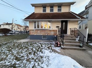 746 Murray St #1, Elizabeth City, NJ 07202