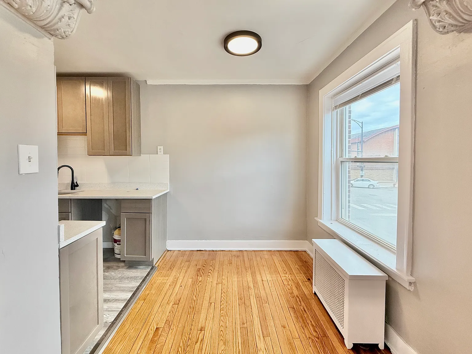 1 bed, 725 sqft, $1,545 — Photo 3