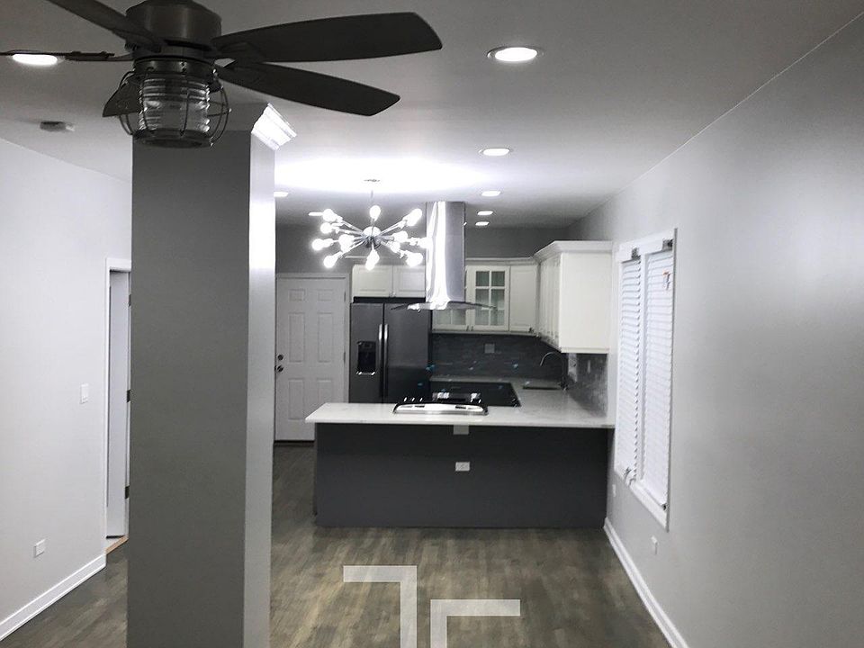 1st image of 1656 W Olive Ave APT 001