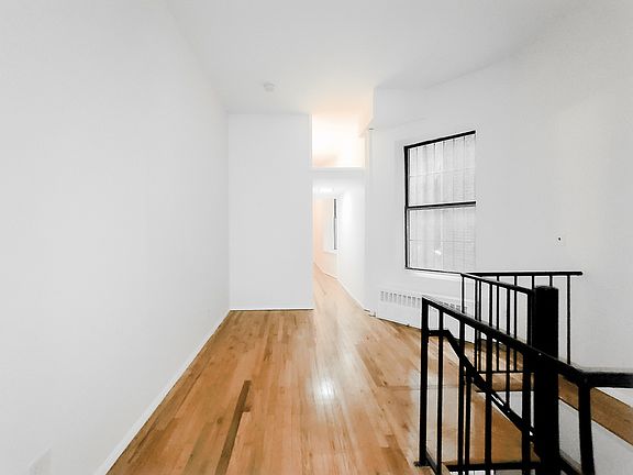 2nd image of 208 W 82nd St #D