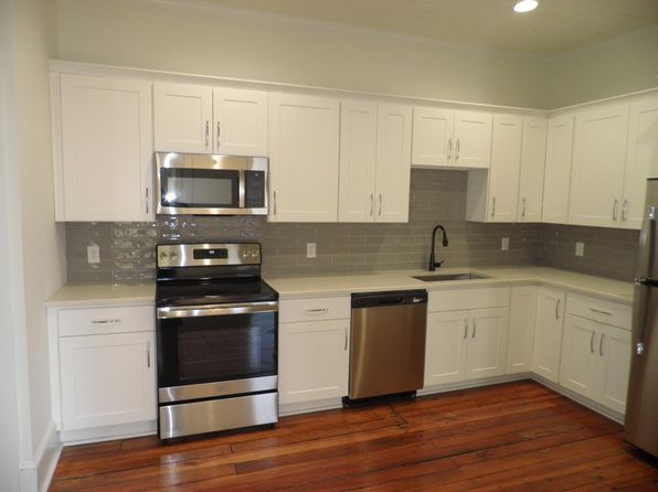 103 E Anderson St #200, Selma, NC 27576