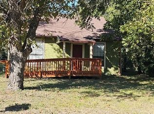 218 S Buffalo Ave, Cleburne, TX 76033