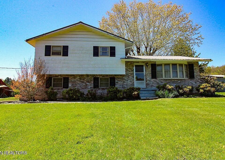 1st image of 7505 Blacks Ferry Rd