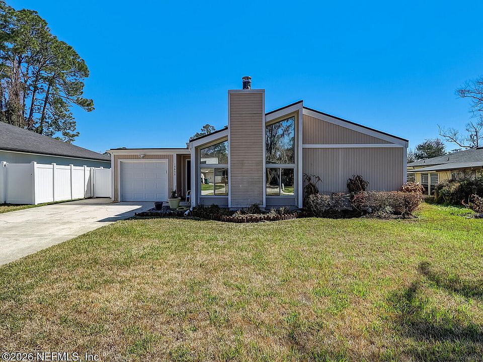 1st image of 10655 LA MANCHA Avenue