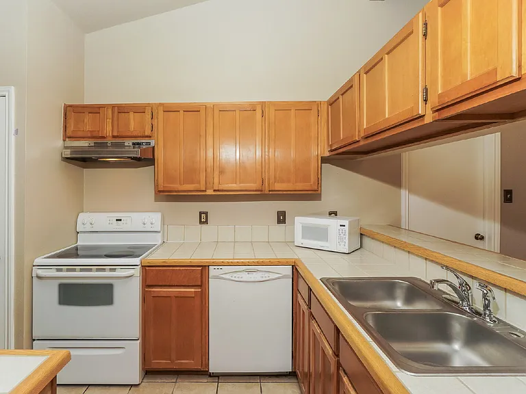 8430 Timber Fair — Photo 9
