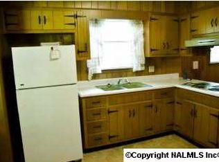 506 Westwood Dr SW, Decatur, AL 35601