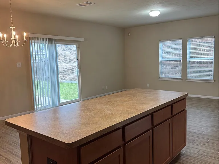 8127 Almera Falls Dr — Photo 9