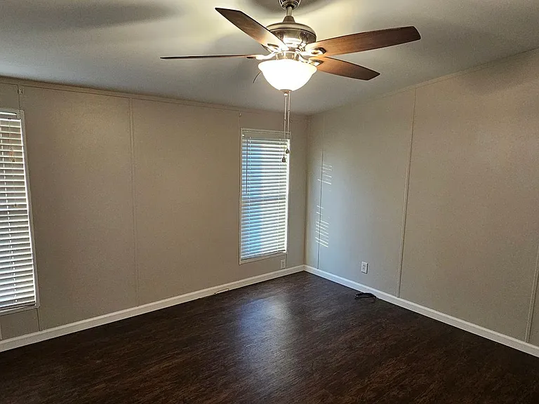 114 Pittman Rd — Photo 18