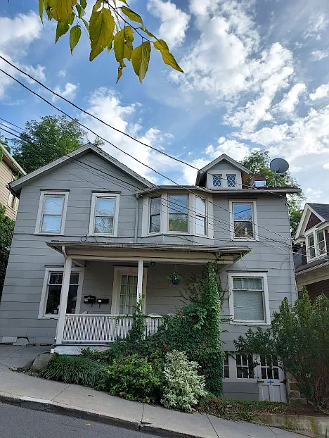 205 Williams St #2