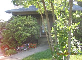 300 Inman Ter FLOOR 1, Willow Grove, PA 19090