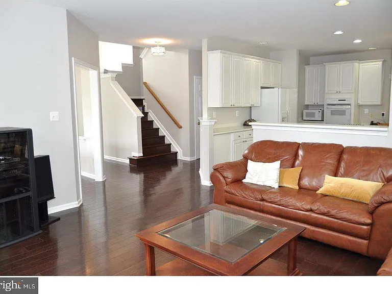 7 Matson Ct — Photo 8