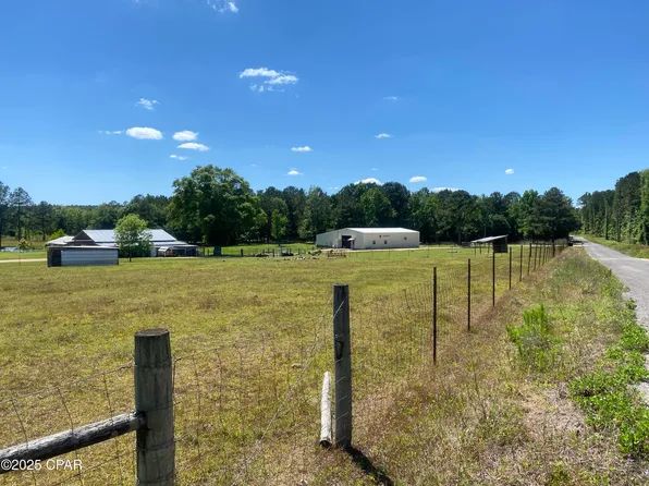 3586 Bush Rd, Graceville, FL 32440
