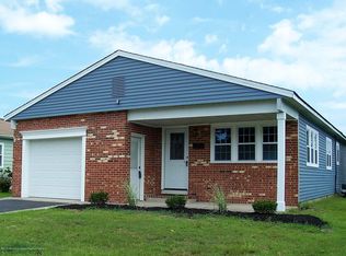 19 Davenport Rd W, Toms River, NJ 08757