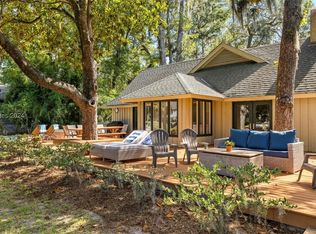 15 Saint Andrews Pl, Hilton Head Island, SC 29928