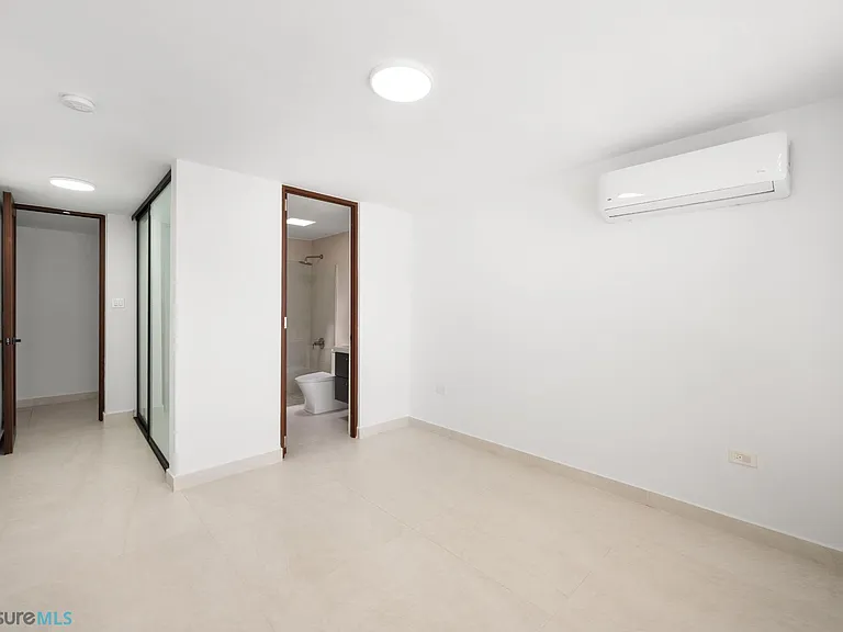 157 Jacintos Sabanera — Photo 21