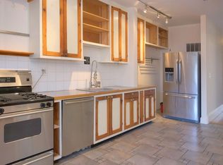 162 Hampshire St #1, Cambridge, MA 02139