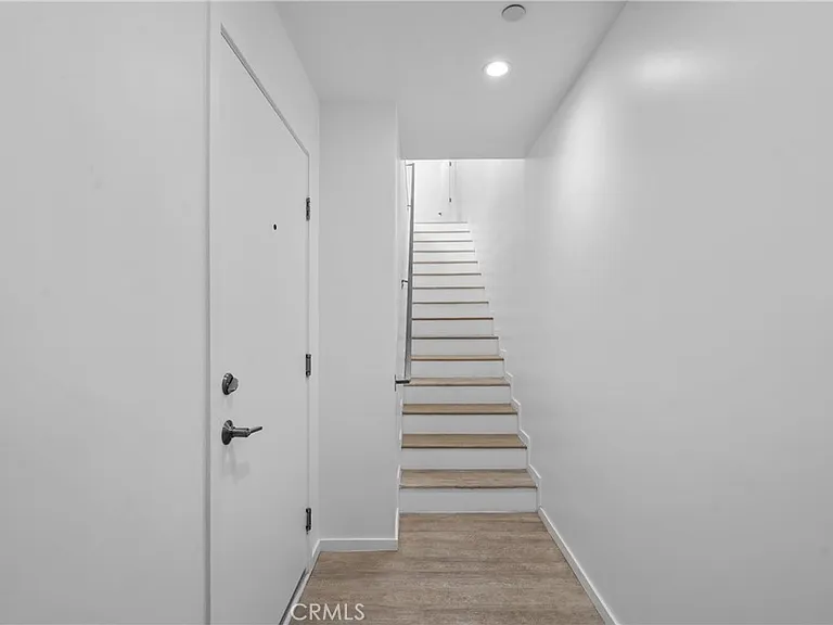 6009 1/2 Barton Ave #6009 — Photo 26