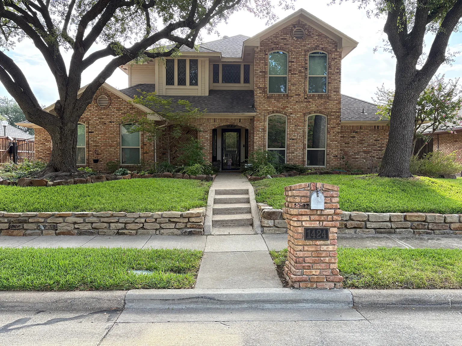 4 bed, 3.5 bath, 3255 sqft, $3,595 — Photo 1