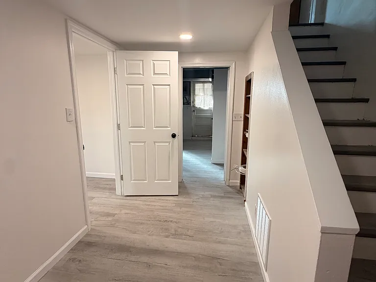 1504 Kirkwood Rd — Photo 5