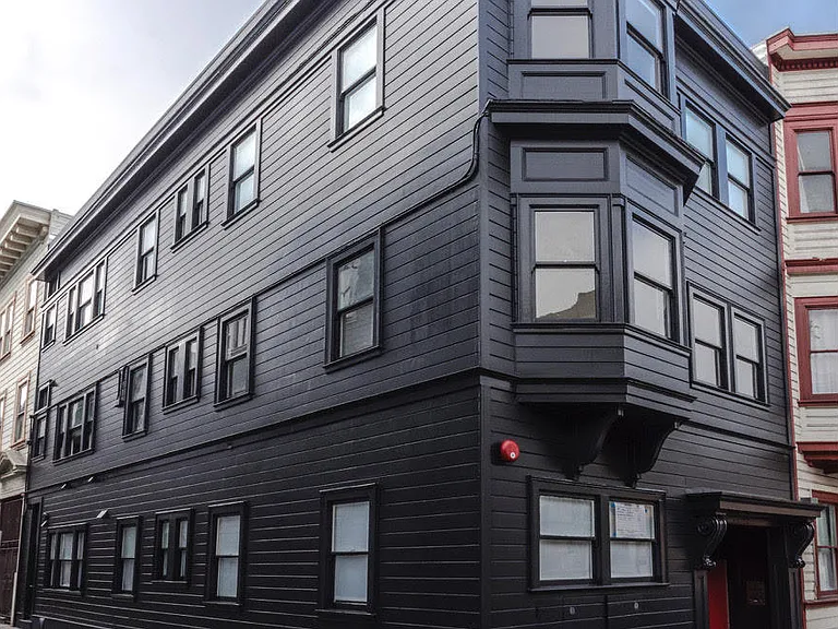 547 Union St — Photo 21