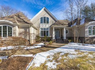 14 Chipping Hl, Plymouth, MA 02360