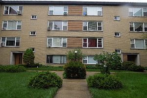 1st image of 6101 N Seeley Ave #3
