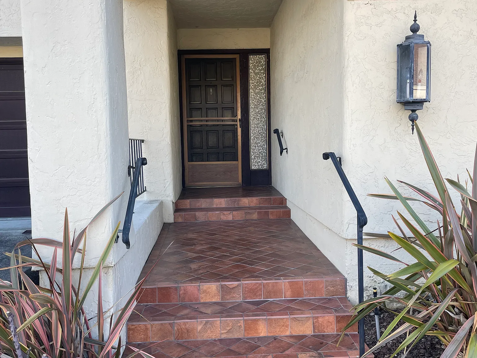 3 bed, 1560 sqft, $6,700 — Photo 2