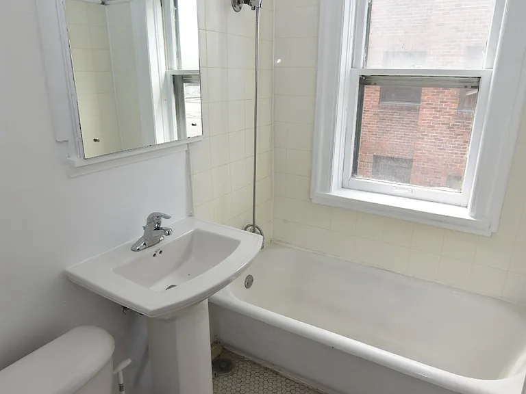 Stevens Square Apartments — Photo 137