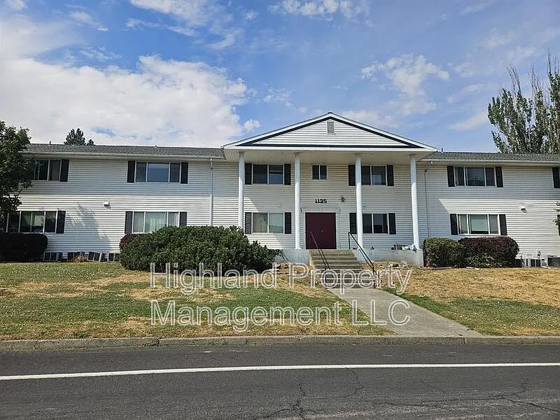 1125 Ridge Rd #204
