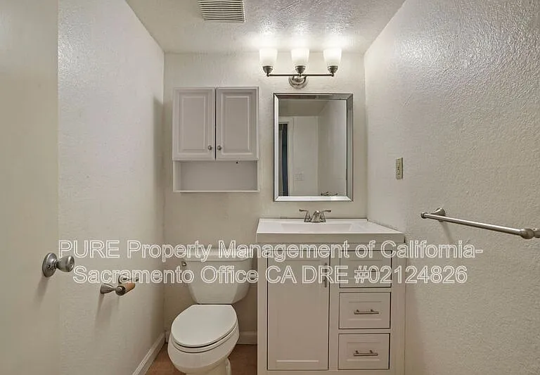 317 U St #2 — Photo 11