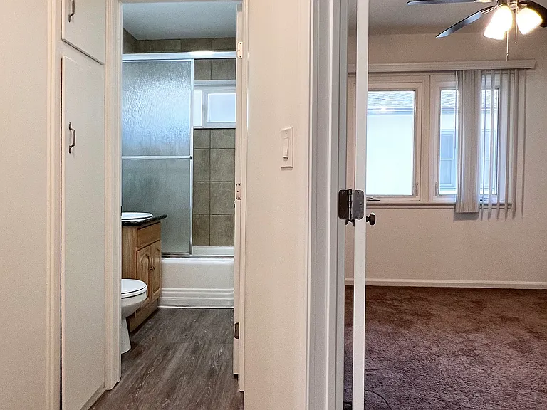 3365 1/2 Mentone Ave #3365-1/2 — Photo 11