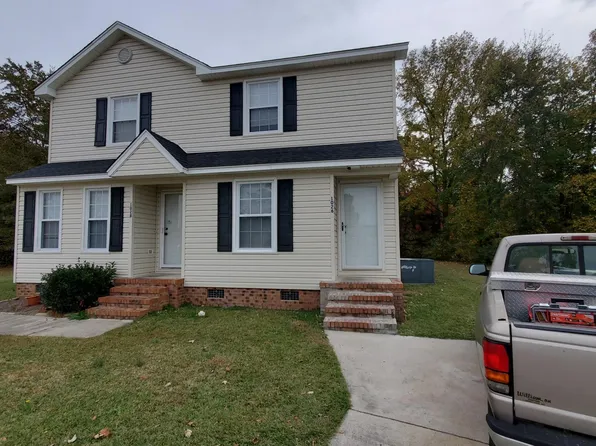 1026 Pinecrest Dr, Lumberton, NC 28358