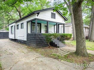 1861 Jarman St, Muskegon, MI 49442
