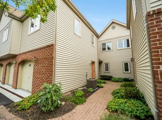 137 Sunrise Dr #1503, Whippany, NJ 07981