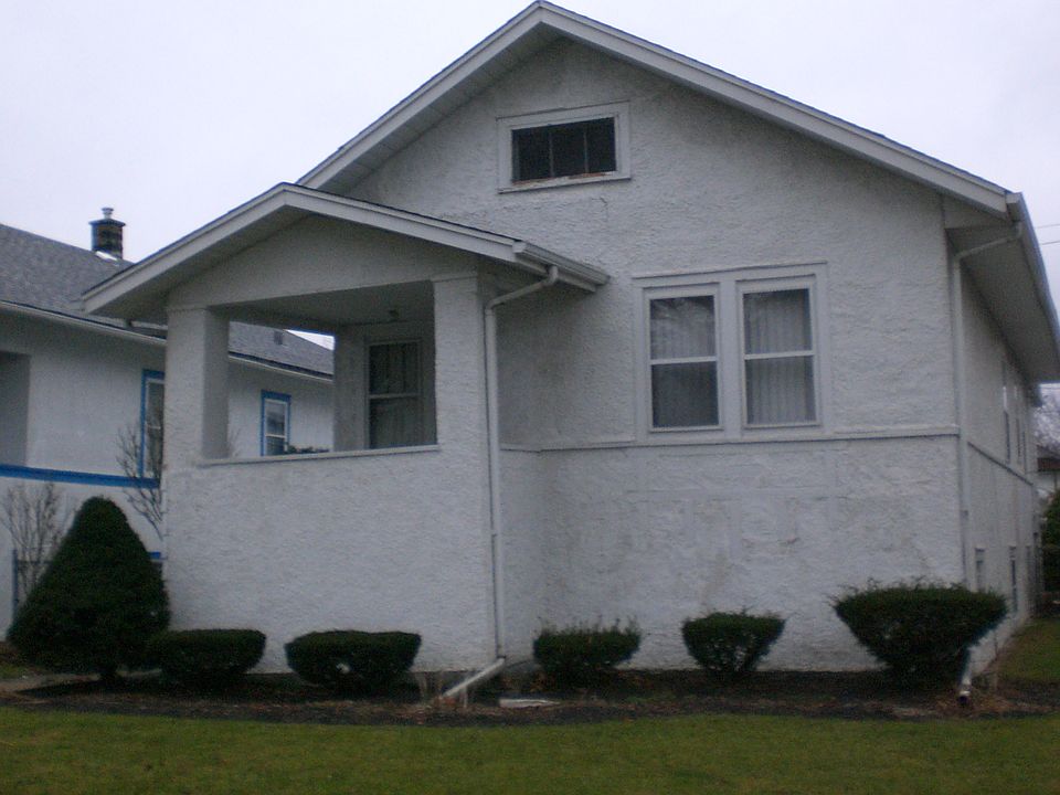 1st image of 914 N 14th Ave