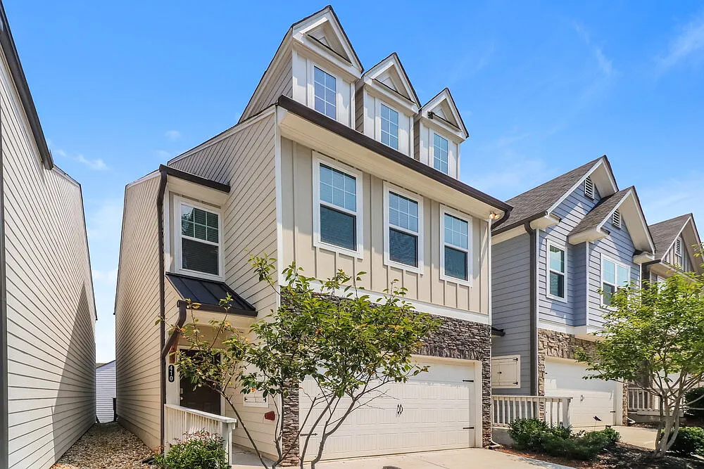 3 bed, 2.5 bath, 1770 sqft, $2,155 — Photo 4