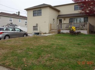 224 Franklin Ave, Island Park, NY 11558