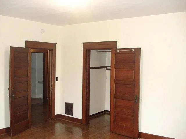 5 bed, 3500 sqft, $5,075 — Photo 4
