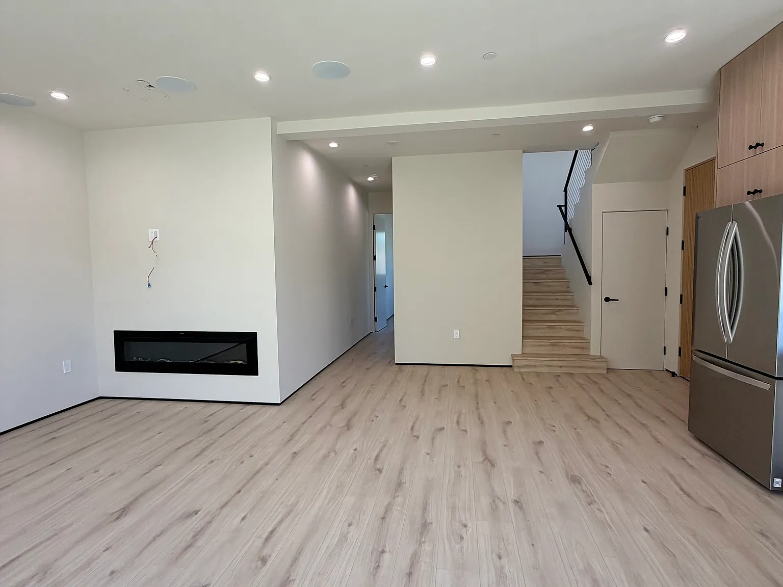 3 bed, $6,250 — Photo 4