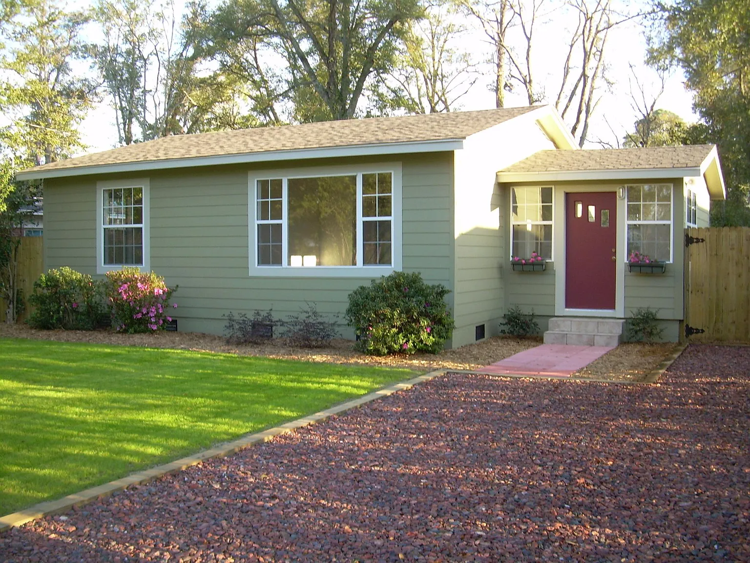 2 bed, 1000 sqft, $1,675 — Photo 1