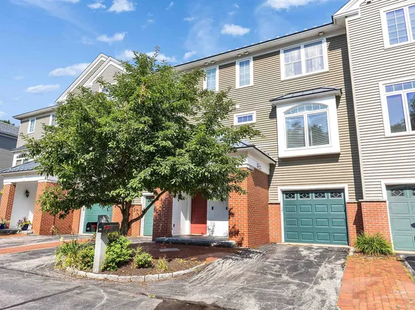 105 Riverwalk Way, Manchester, NH 03101