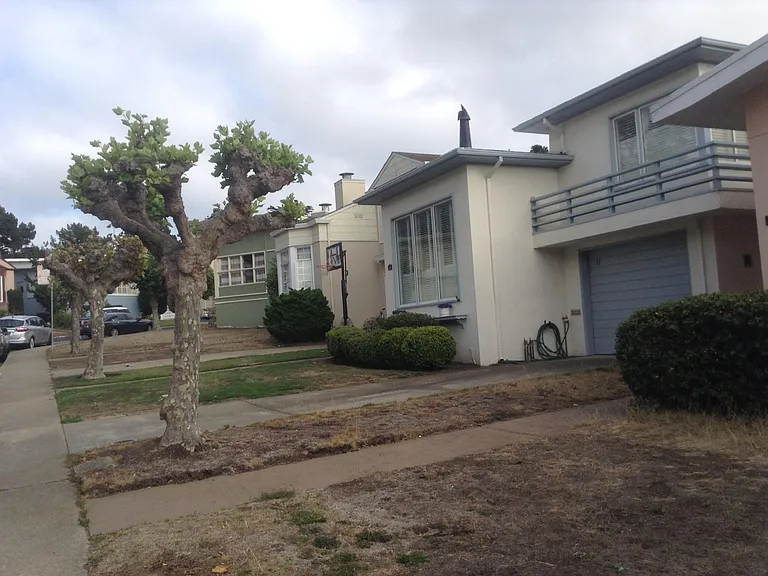 41 Wilshire Ave — Photo 2