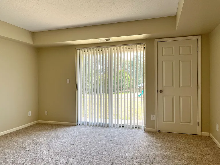 Waterford Place Townhomes — Photo 19